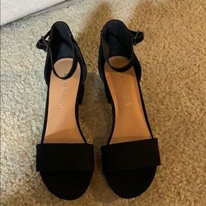 Size 7.5 black sandals never worn